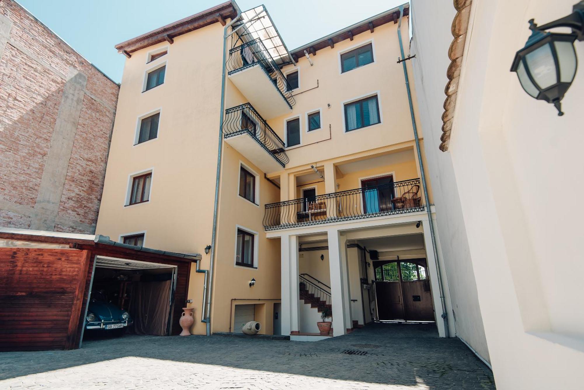 Apartament Sina's Boutique #0